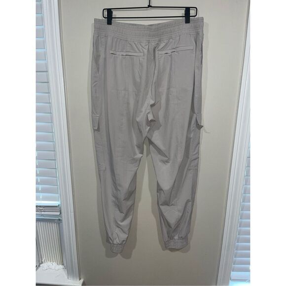 Athleta Chelsea Utility Jogger in Abalone Khaki 14 Womens - Picture 6 of 7